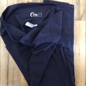 🌙Navy Blue Brilliant Leggings size 12🌙